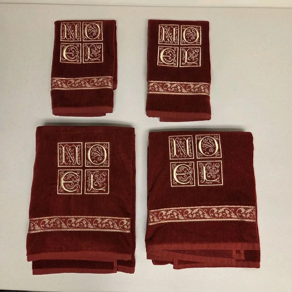 Set Of 4 Ritz Hand & Bath Towels  Noel Burgundy Christmas Holiday 100% Cotton